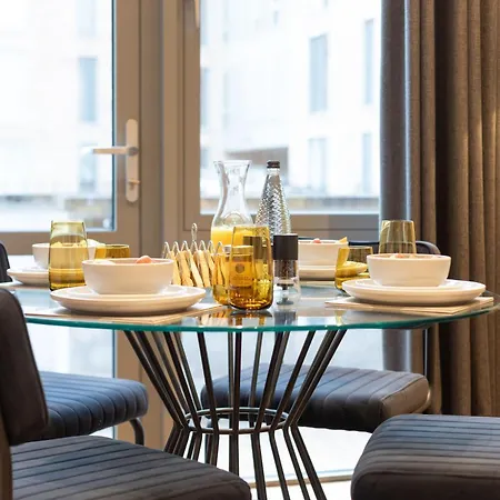 Апартаменты Springfield Thirteen *