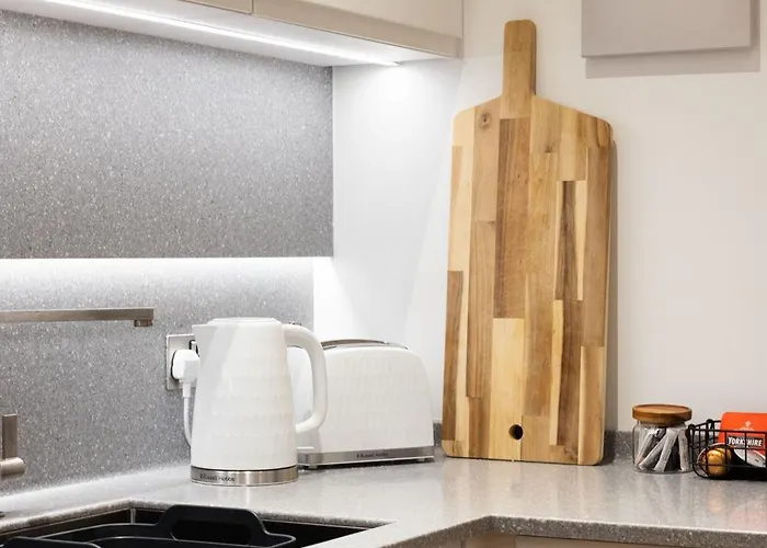 Springfield Thirteen * Harrogate